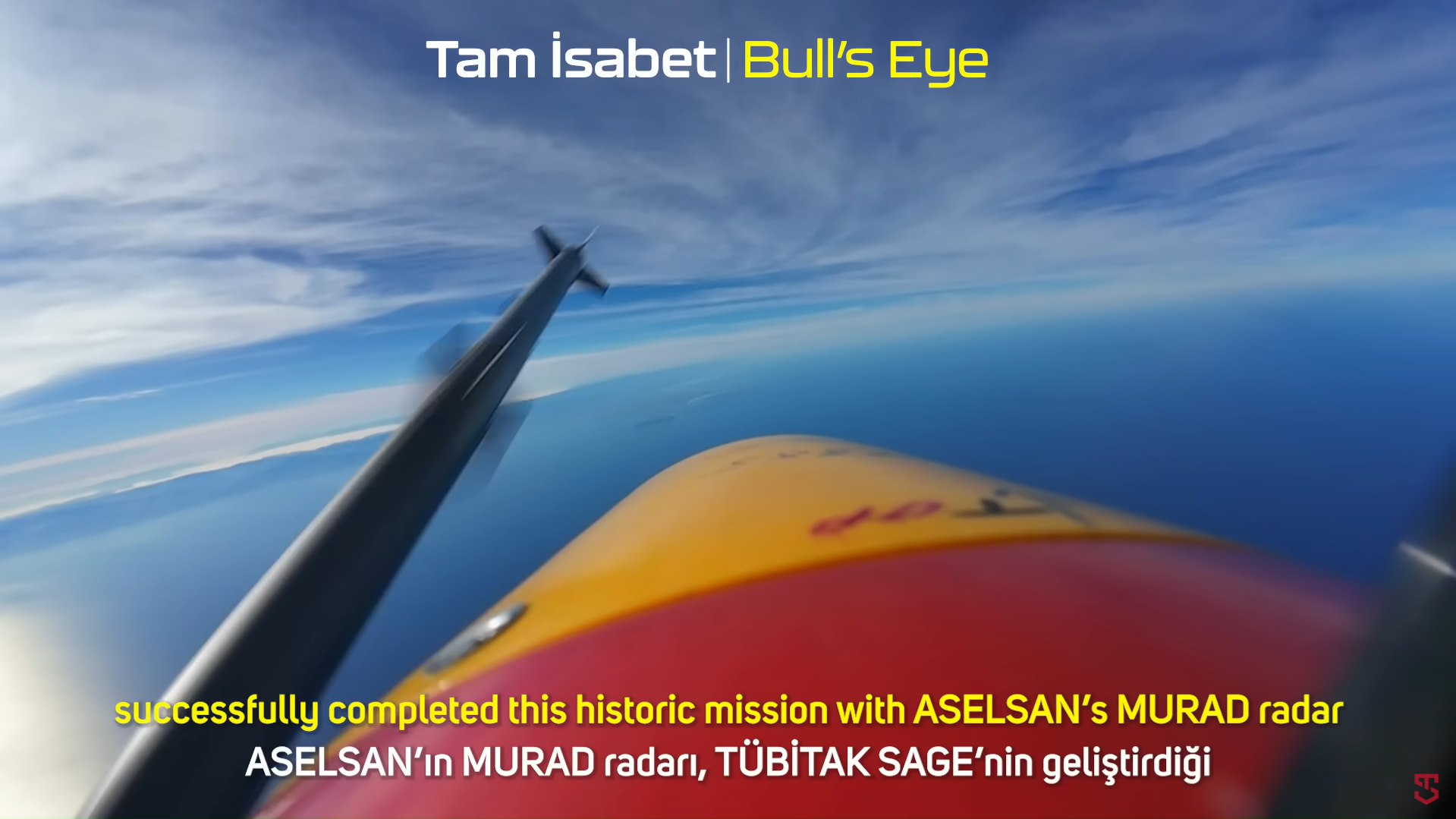 Hitting a launched Kizilelma UAV missile into a target drone. Screenshot from a video by SavunmaSanayiST