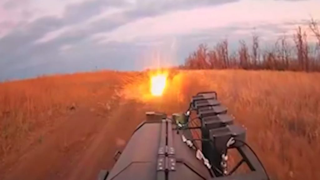 ГВЕР на шляху до пораненого бійця. Джерело: Перший окремий медичний батальйон