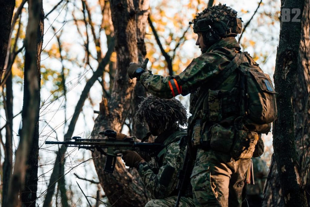 Training of soldiers. Photo credits: Communications Department of the 82nd separate airborne assault brigade of the Air Assault Forces of the Armed Forces of Ukraine