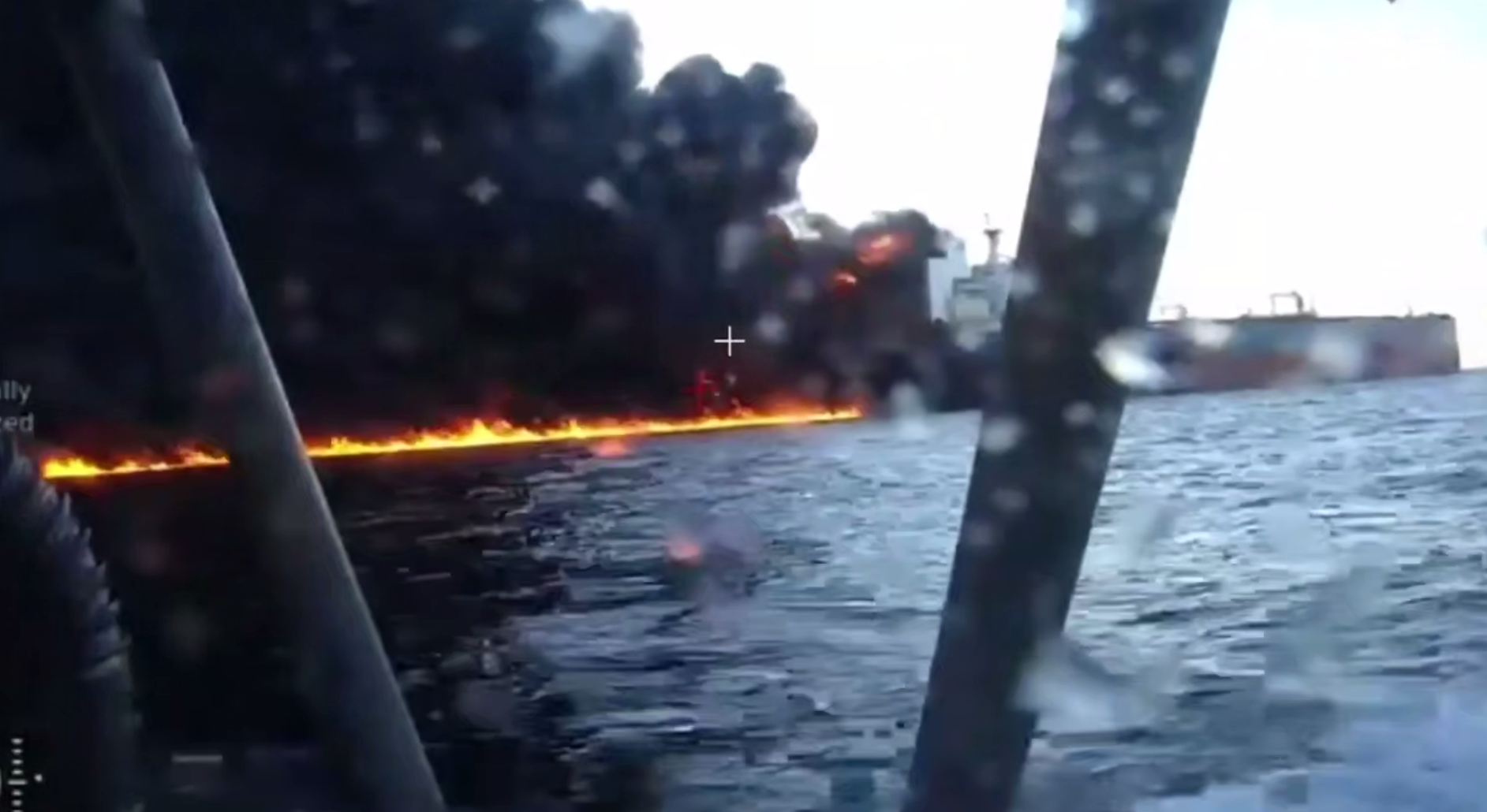 Пожежа на танкері після удару МБпА Sea Baby. 28 листопада 2025 року. Джерело: Сергій Стерненко