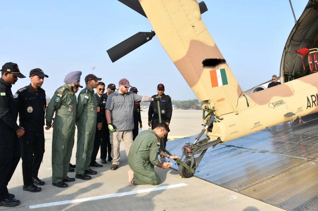 Ударні гелікоптери AH-64E (I) доставлені до Індії 16 грудня 2025 року. Фото: Міністерство оборони Індії.