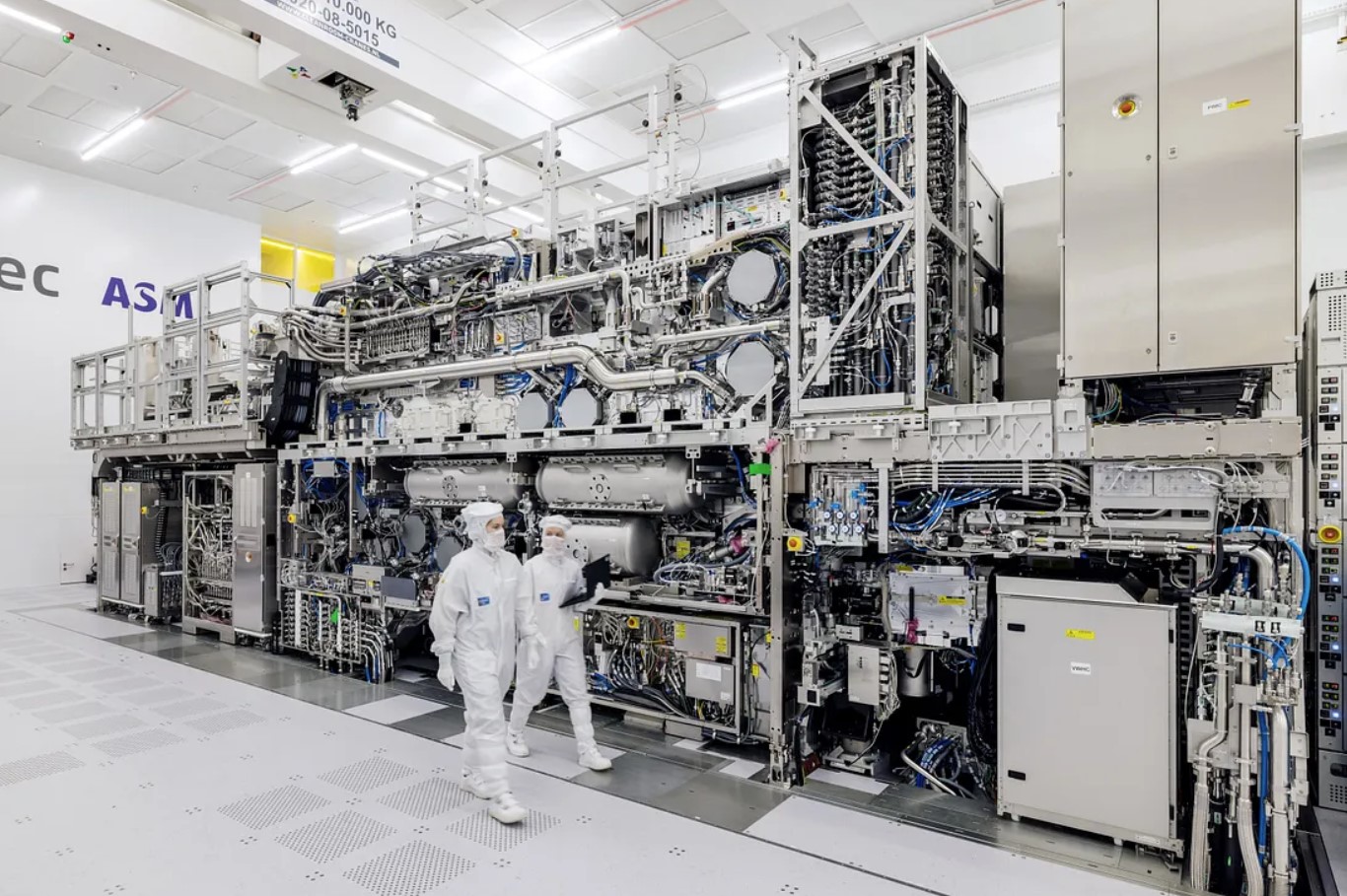 China Reproduced ASML Technology and Is Moving Toward Domestic Production of Advanced Chips