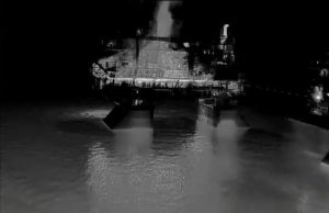 Дрони СБУ підпалили російські нафтовидобувні платформи у Каспійському морі