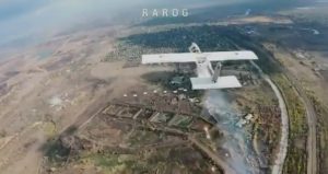 Росіяни почали застосовувати дрон «Молния» з контейнером із запальною сумішшю