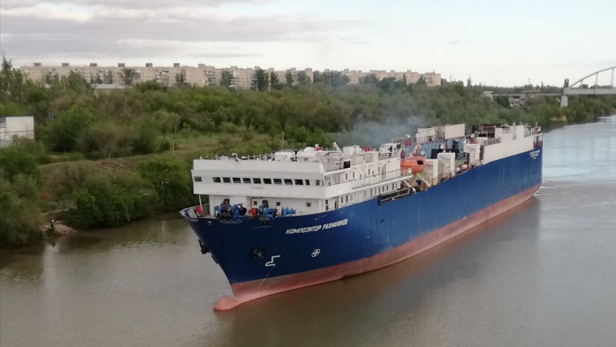 SOF and Black Spark Resistance Movement Strike Two Russian Vessels in Caspian Sea