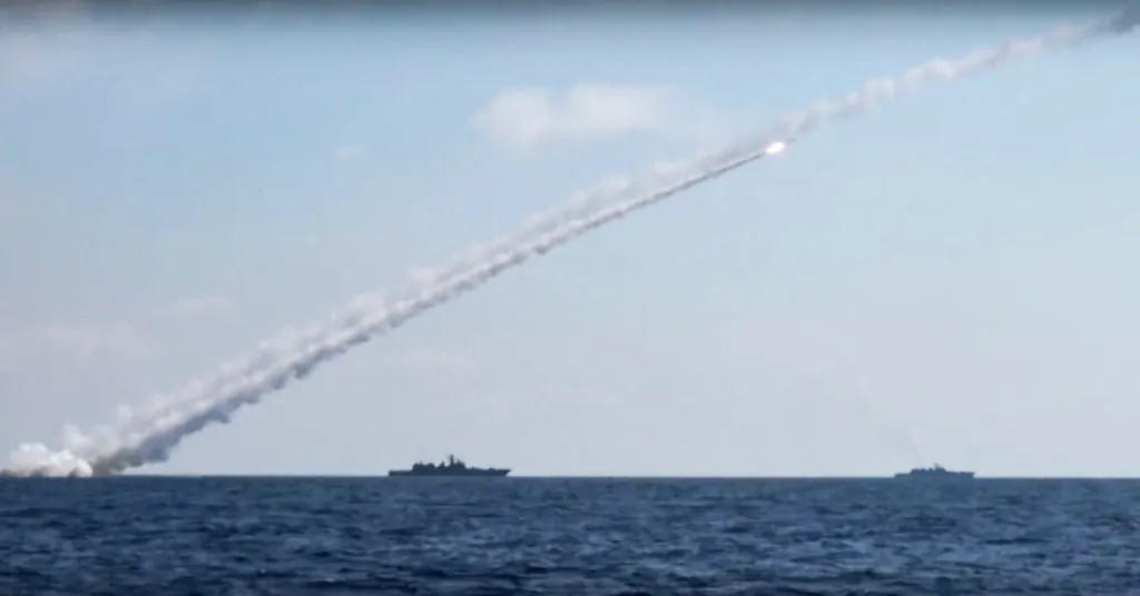 Launch of Kalibr tactical missiles from an Improved Kilo II-class submarine in Syria. Photo credits: Military Times