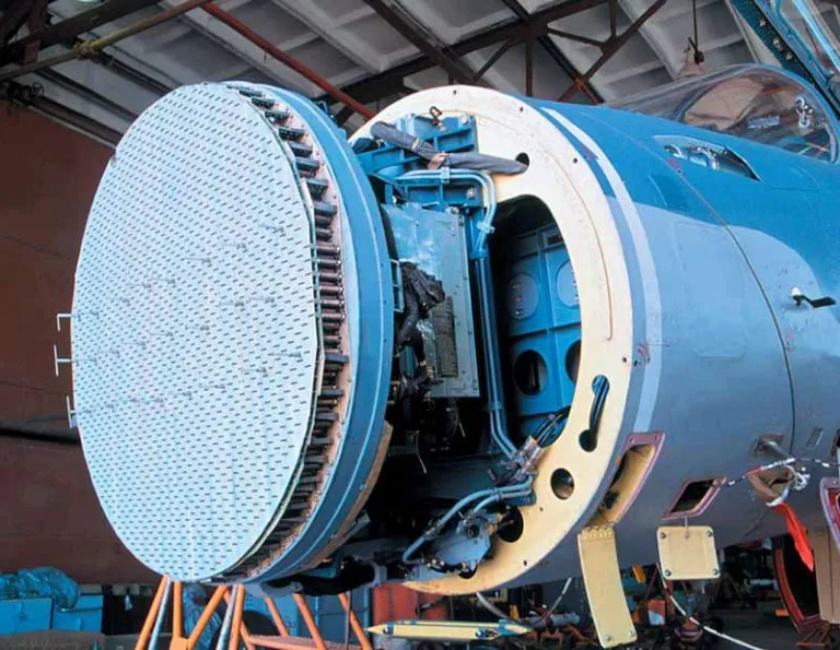 РЛС Н011М на Су-30МКІ. Фото: Повітряні сили Індії