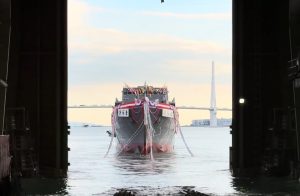 У Японії спустили на воду мінний тральщик JS Kerama типу «Аваджі»