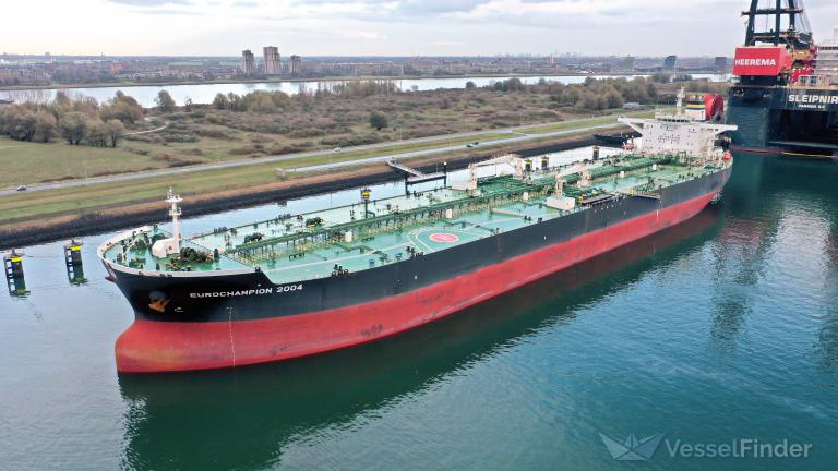 Oil tanker Dashan. Photo credits: VesselFinder