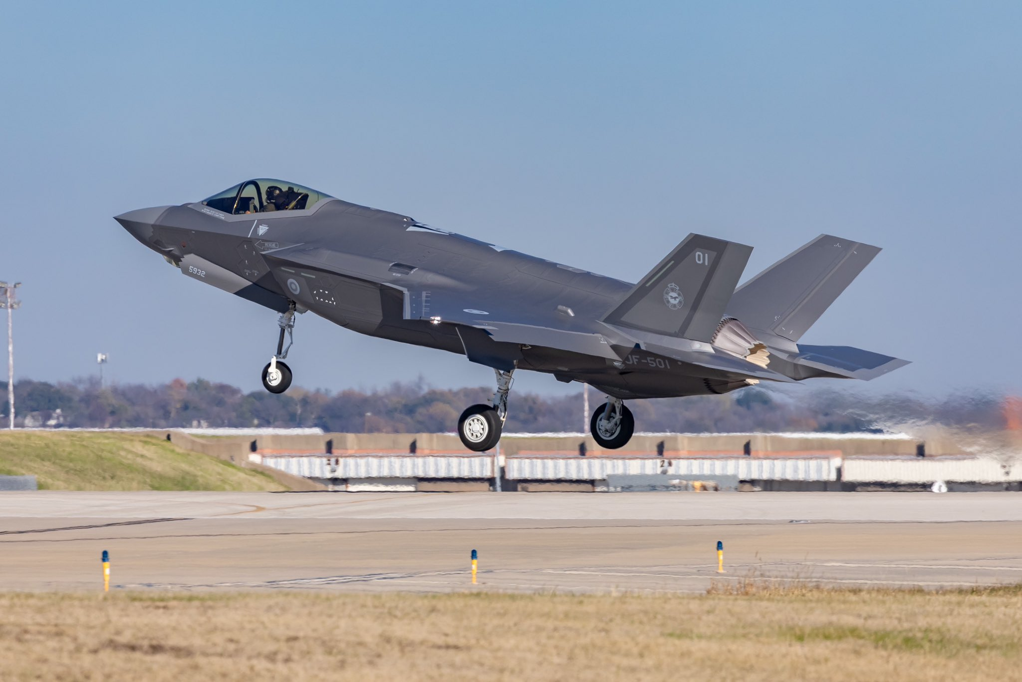 Зліт першого фінського F-35A з бортовим номером JF-501. Джерело: Повітряні сили Фінляндії.