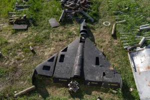 Russia Bypasses Ukrainian Air Defenses via Belarus, Zelensky Says