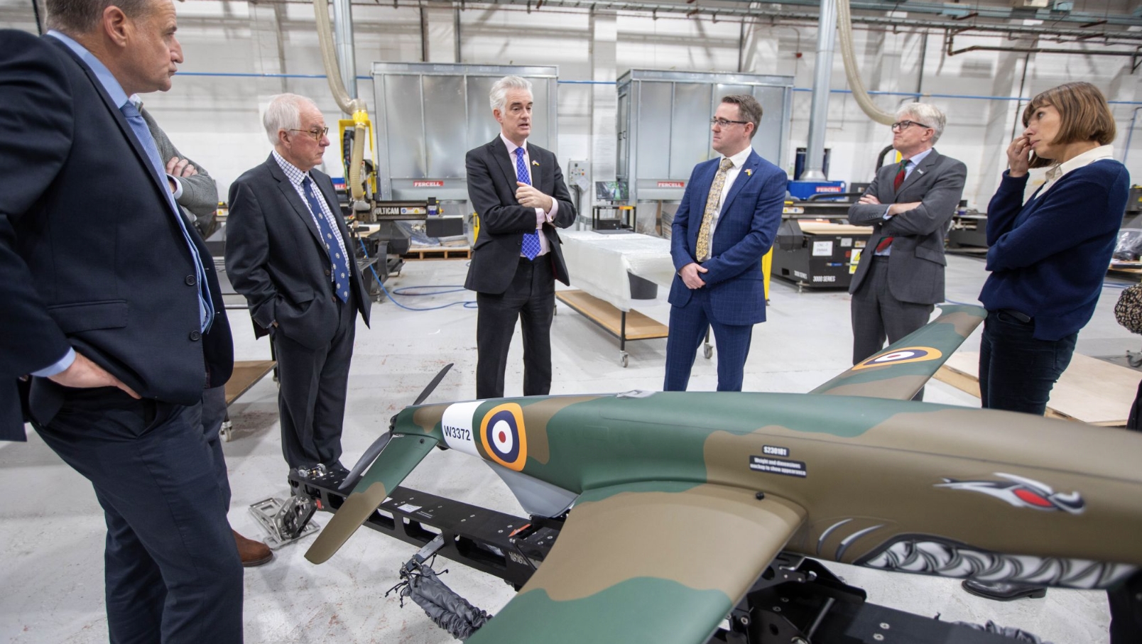 Дрон Shark на підприємстві UKRSPECSYSTEMS UK у Великій Британії. Джерело: Член Парламенту Великої Британії Джеймс Картлідж