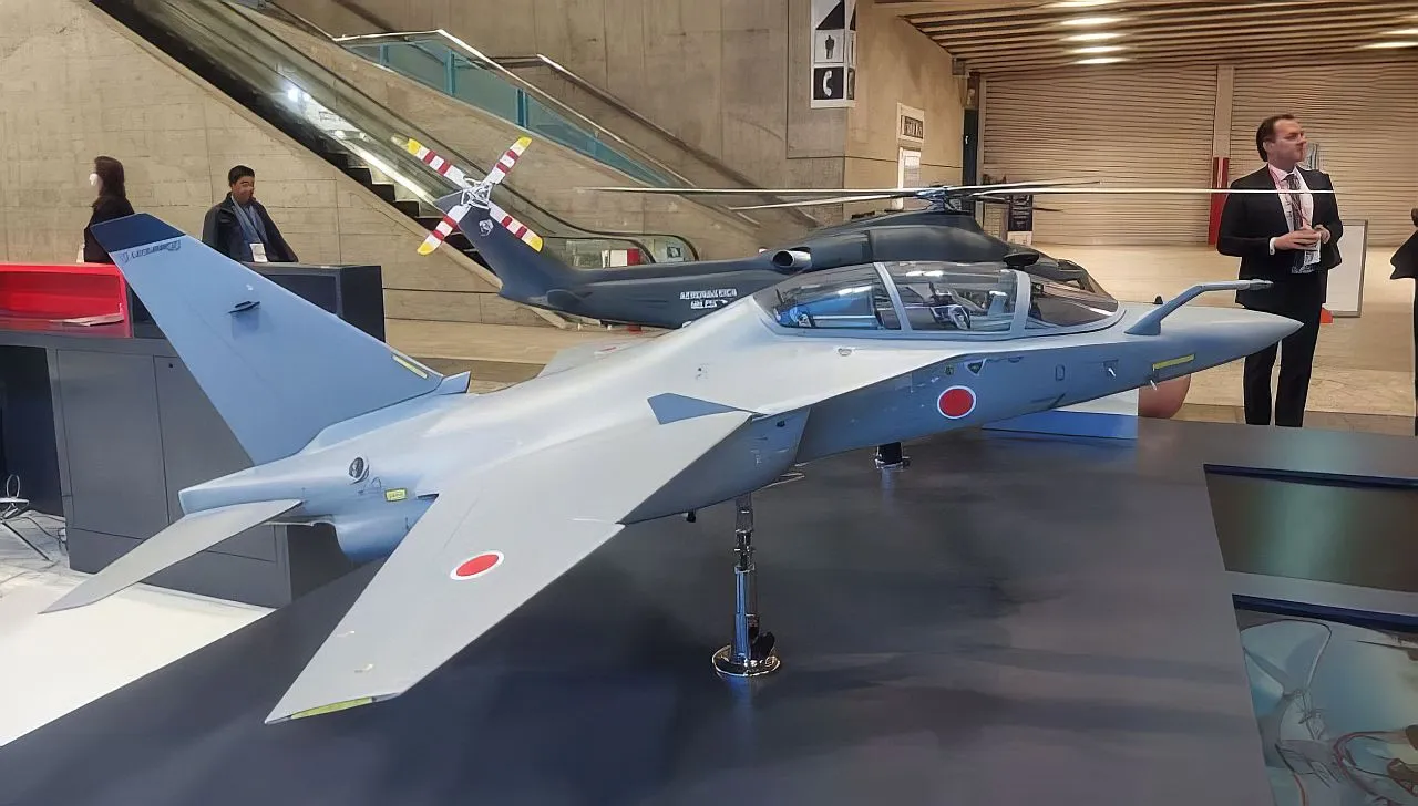 A model of the M-346J training aircraft for the Japan Air Self-Defense Force. Photo credits: Leonardo