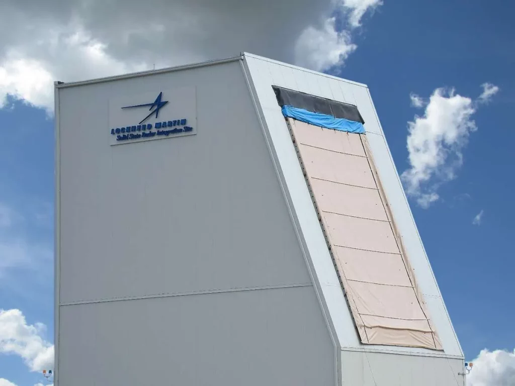 Радіолокаційна станція раннього попередження та виявлення балістичних ракет AN/SPY-7(V)1. Фото: Lockheed Martin