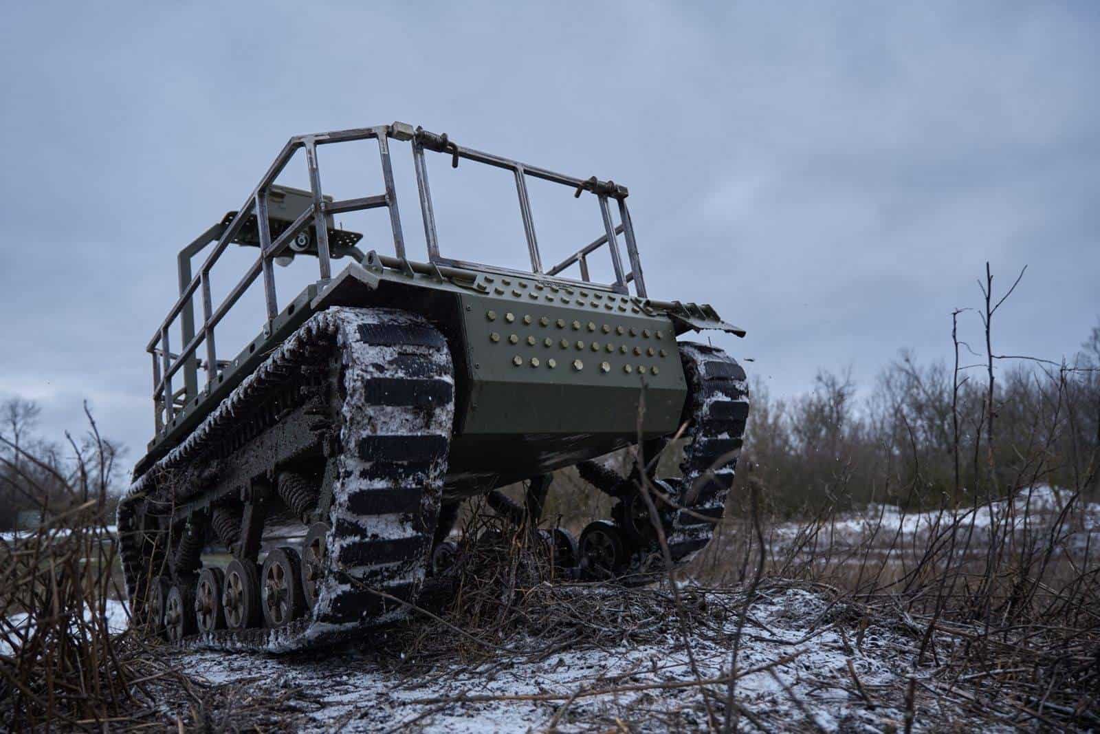360 mm Ground Clearance: Vyriy Prepares Dzhankoi UGV with 500 kg Load Capacity Following UAV