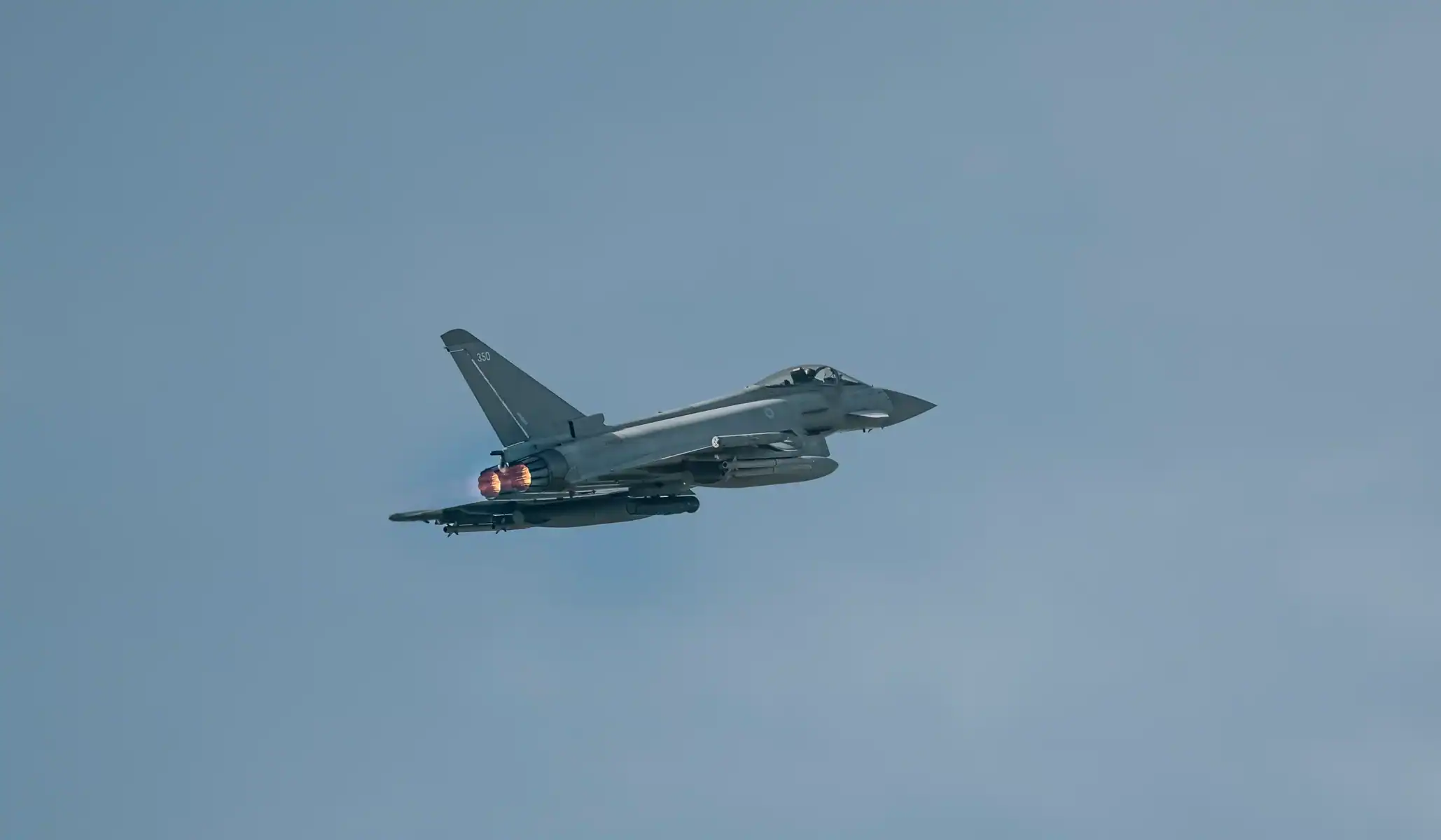 UK Deploys Eurofighter Typhoons to Qatar Amid Middle East Tensions