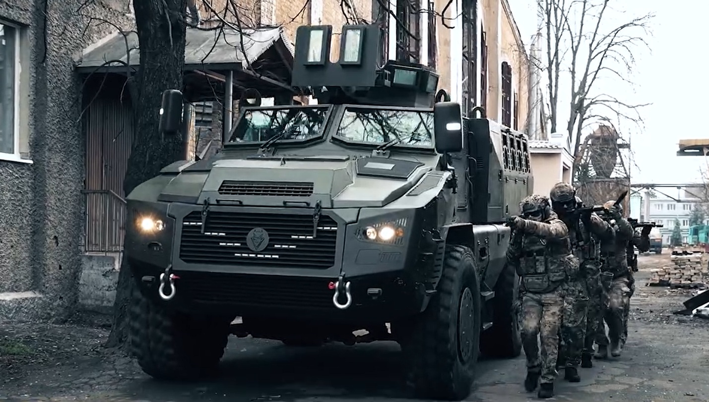 MAC HUB Launched Production of Armored Vehicles Adapted for Ukrainian Battlefield in Cooperation with Paramount Group