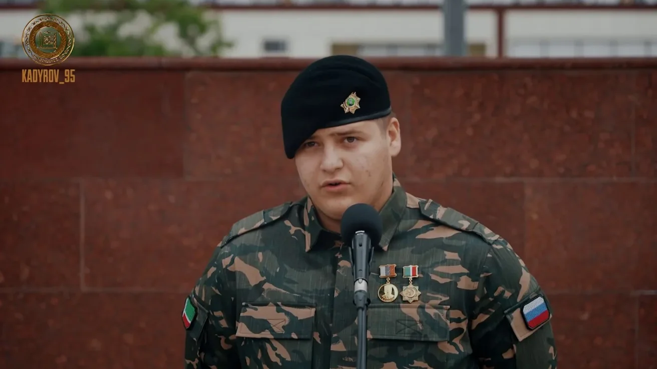 Секретаря Ради безпеки Чечні терміново доставили санітарним літаком до Москви після ДТП