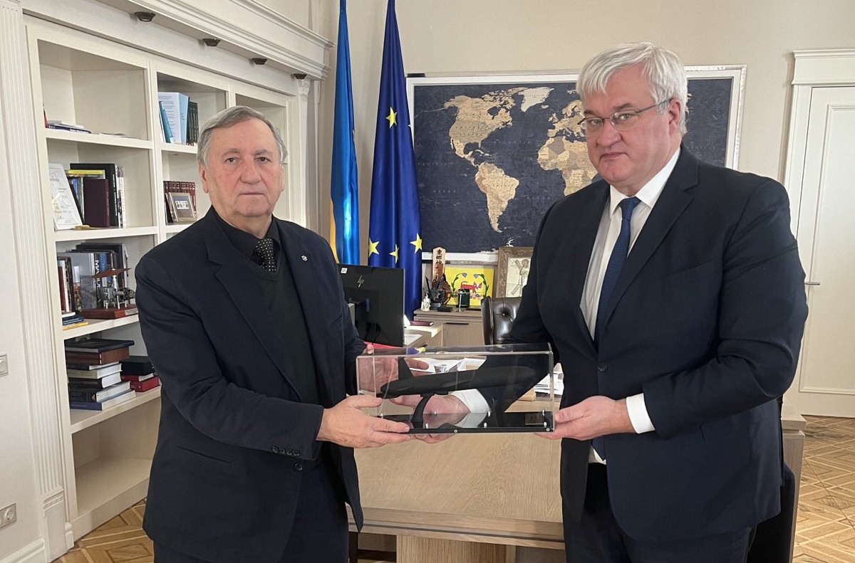 Голова МЗС розкрив розробника та виробника ракети-дрона «Паляниця» — це КБ «ЛУЧ»