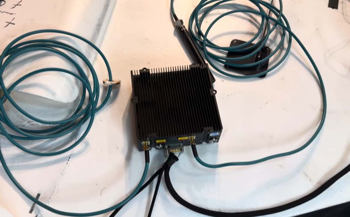 Mesh Network XK-F358 modem from the Gerbera drone. Photo credits: Serhii Flash