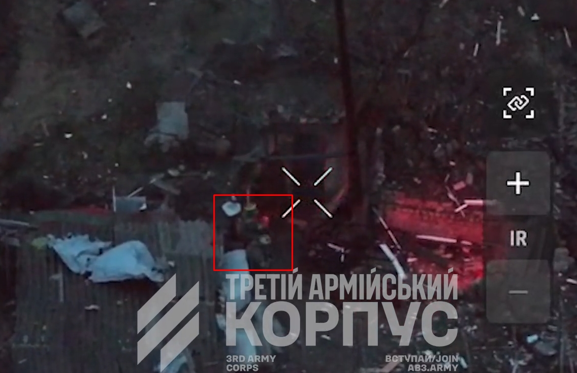 Українські військові біля російської позиції у Лимані. Січень 2026. Джерело: 63 ОМБр 