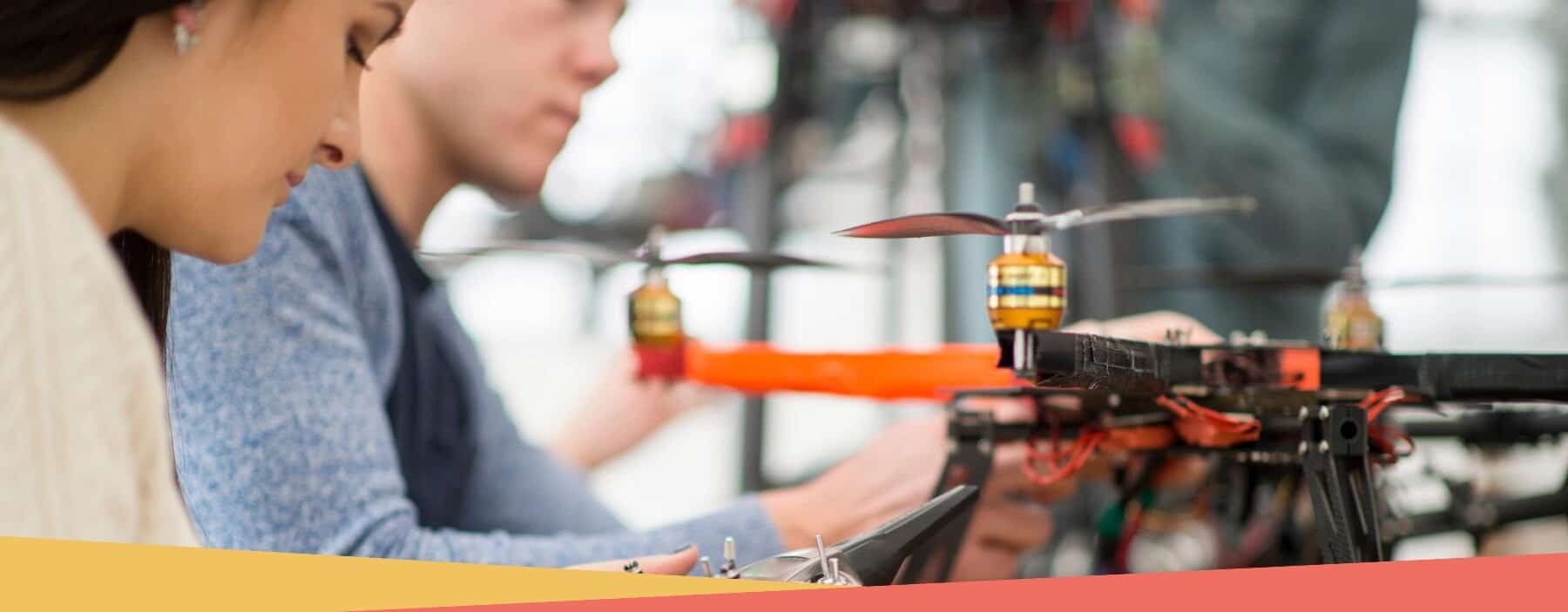 Процес навчання в Інституті технологій та інженерії Нової моделі (NMITE) у Херефорді. Джерело: NMITE