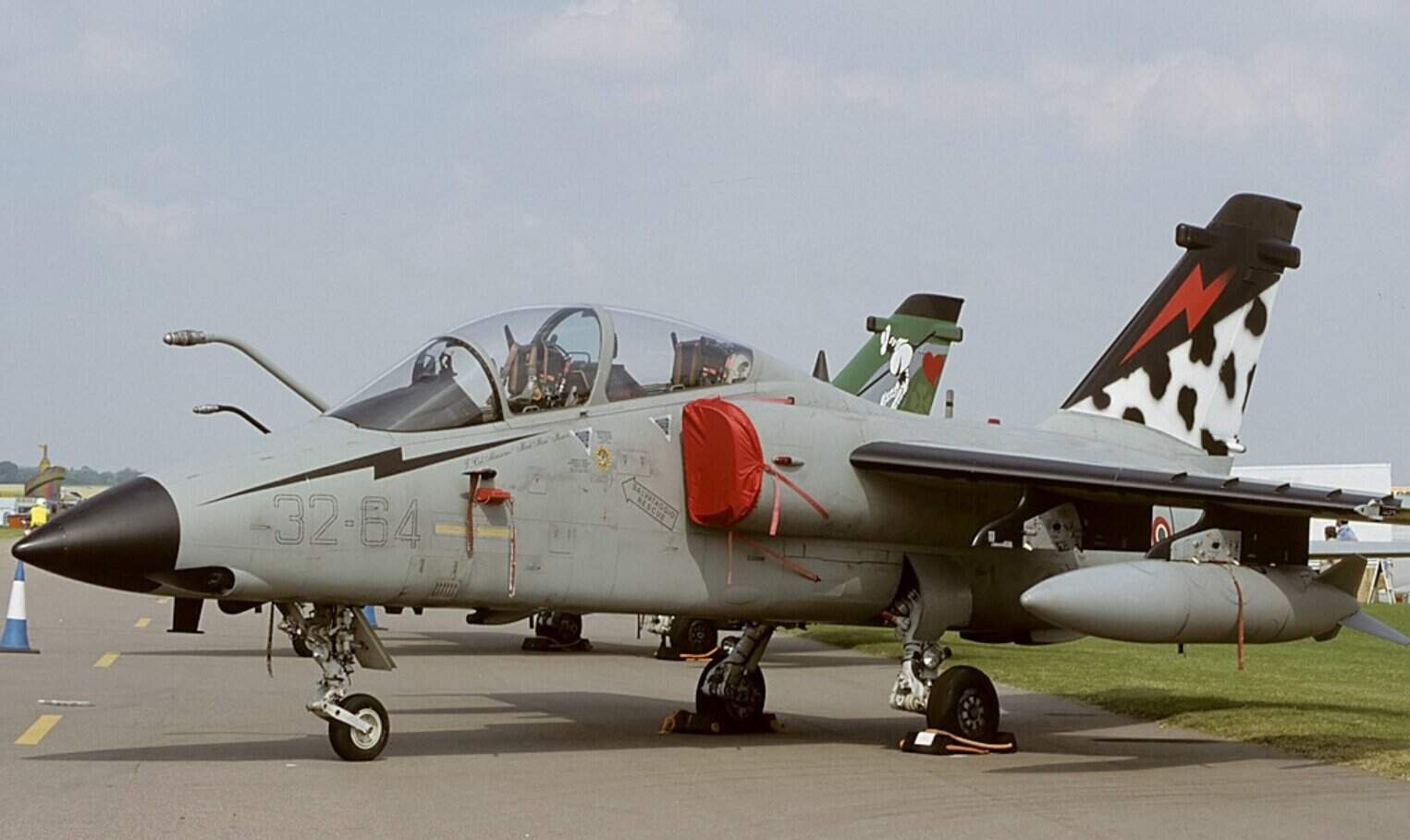 Літак AMX International AMX. Повітряних сил Італії. Джерело: wikimedia.org