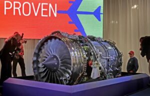 Rolls-Royce провів висотні випробування двигуна F130 для бомбардувальників B-52