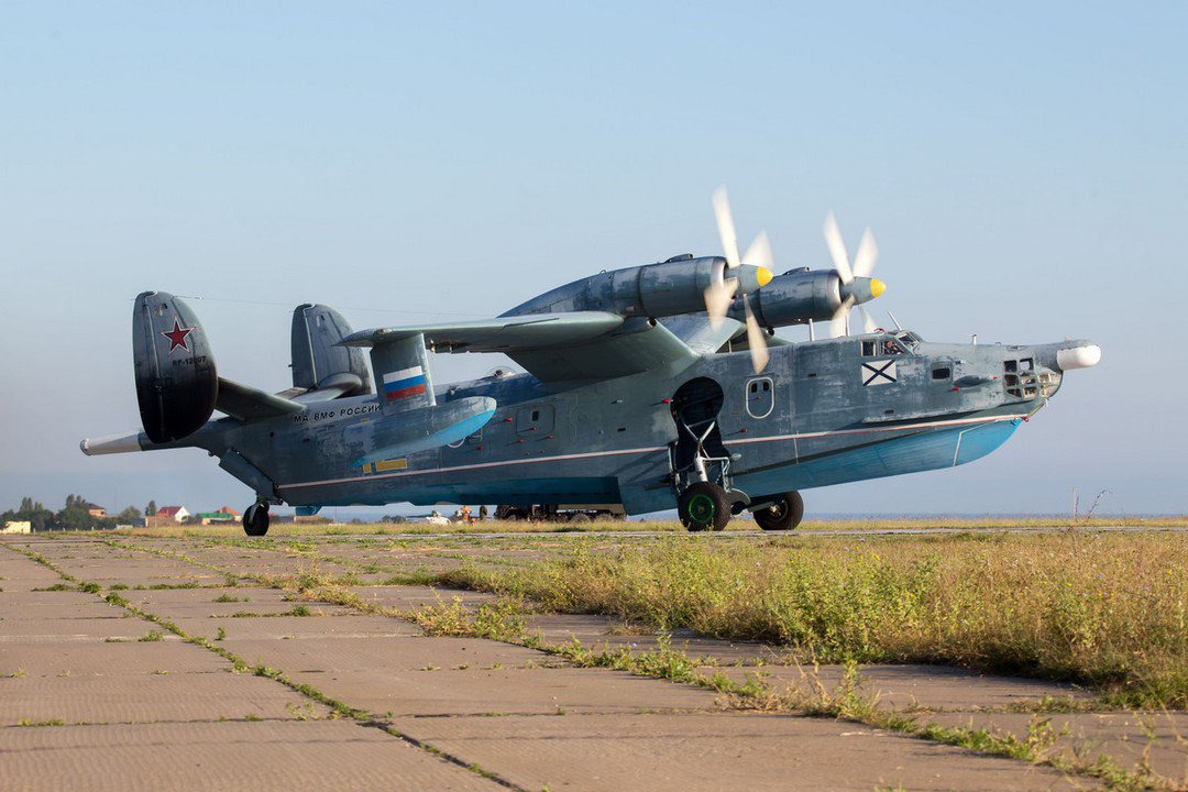 Ukrainian Drones Target Be-12 Aircraft at Yevpatoriia Repair Plant