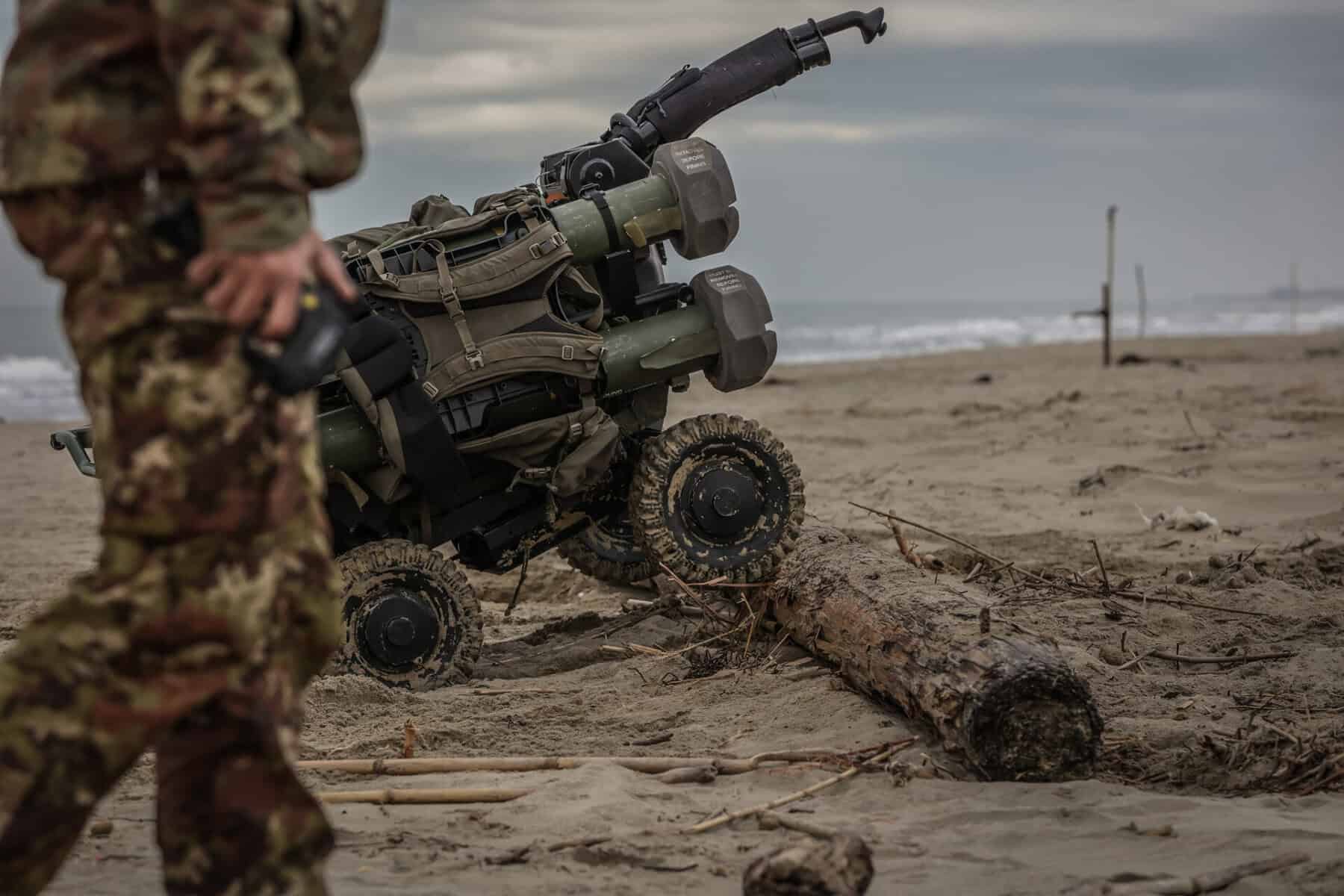 187-й парашутно-десантний полк італійської армії проводить операційні випробування роботизованої транспортної системи Wild Goose для підтримки мобільності піхоти в складних умовах місцевості. Джерело: DefenceBlog