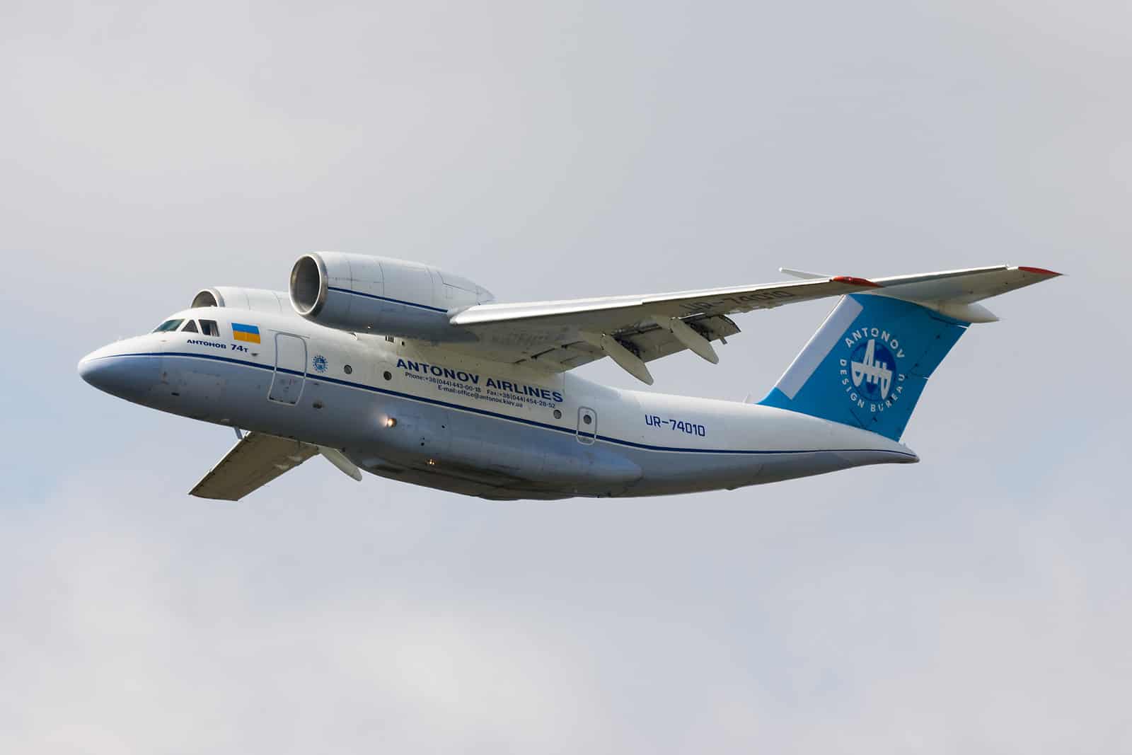 Russia Attempted to Sell Fake An-74 Aircraft to Peru via UAE