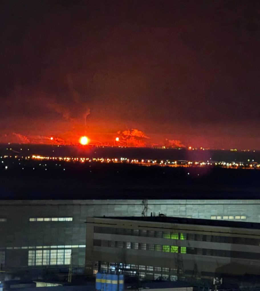 Drones Strike Lukoil Oil Refinery in Volgograd for Ninth Time, Massive Fire Erupts