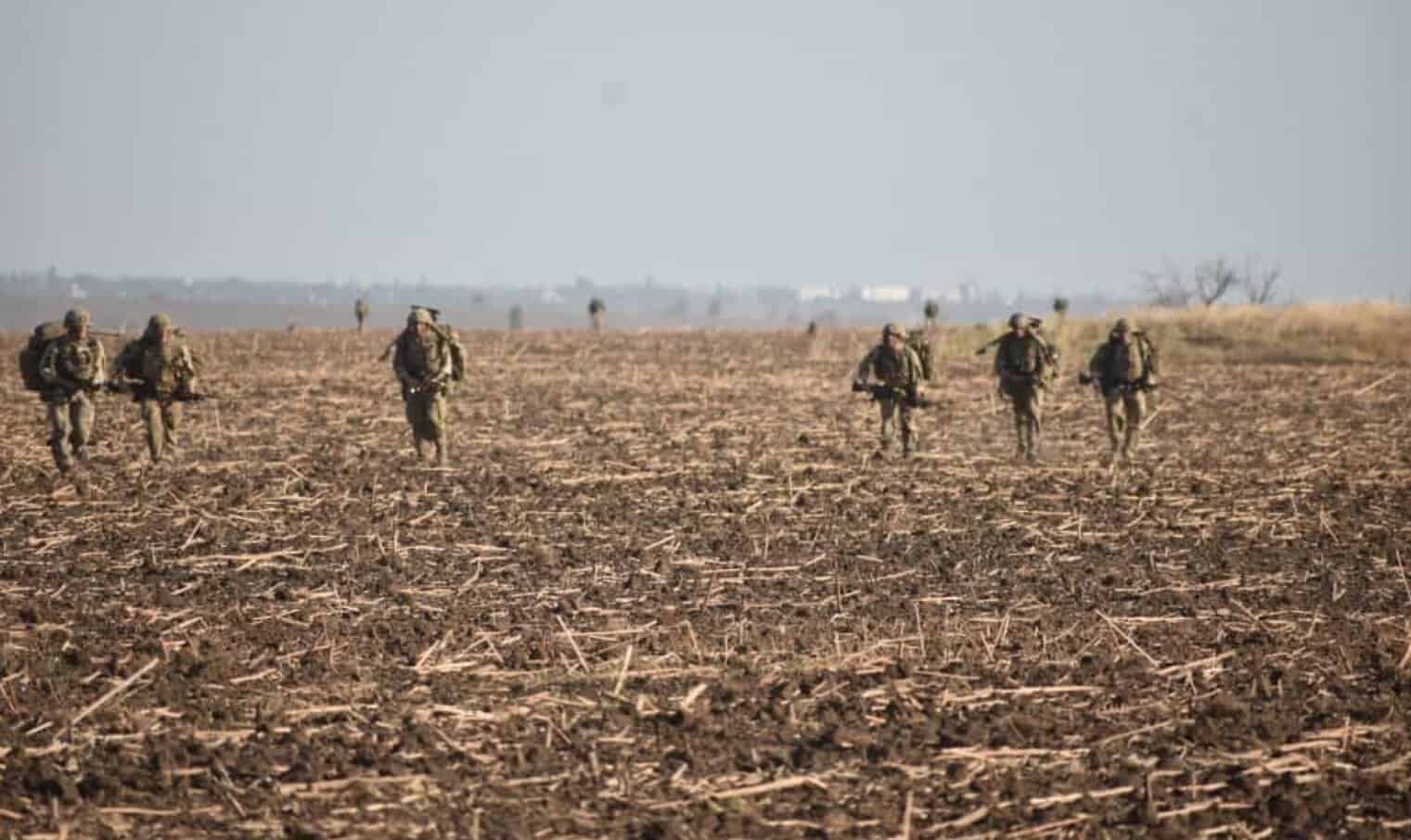 Ukrainian and British paratroopers prepare for the Joint Efforts – 2020 exercises. Photo credits: General Staff of the Armed Forces of Ukraine.
