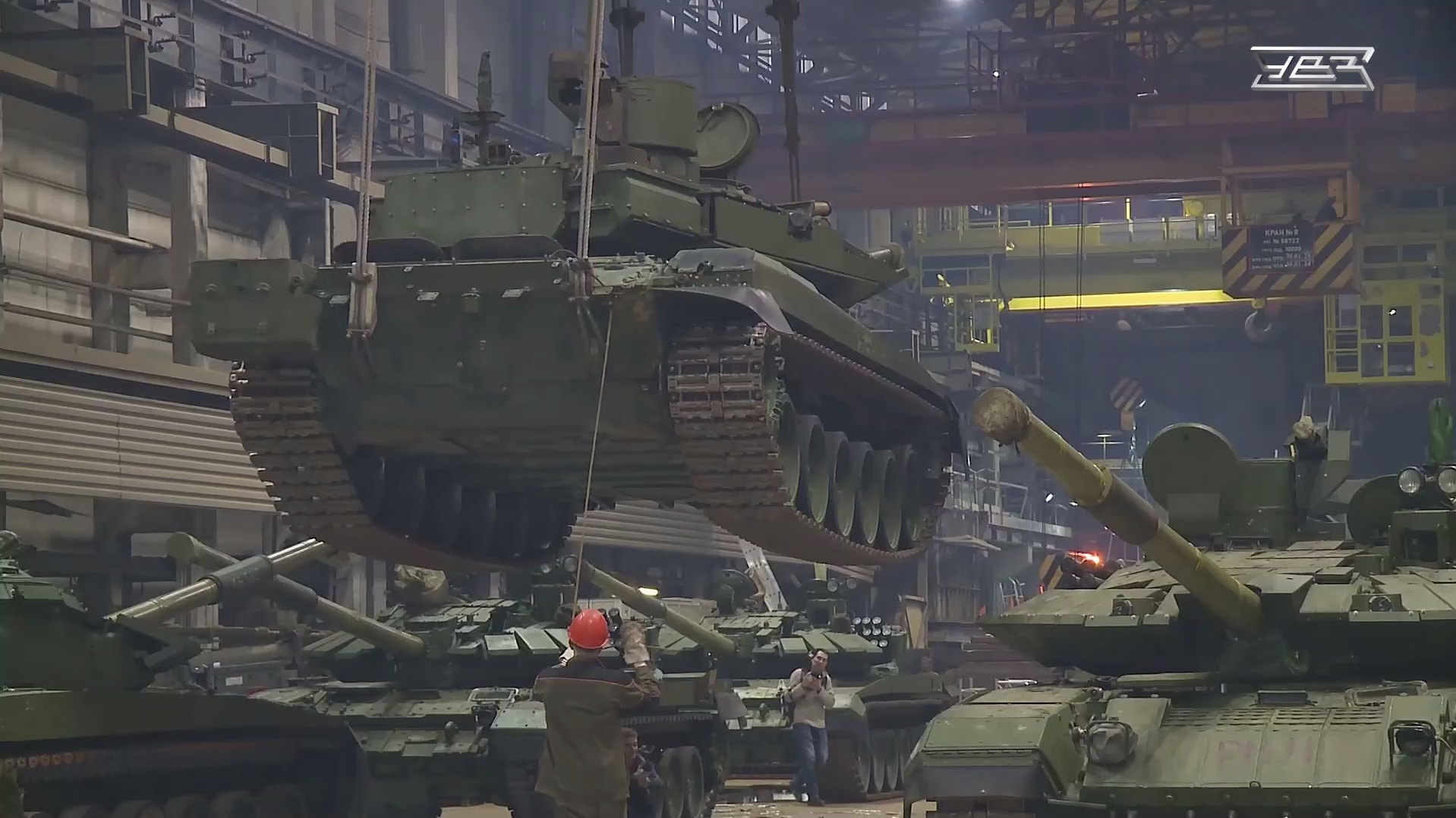 Russia Switches to T-72A Modernization as T-72B Stocks Dwindle