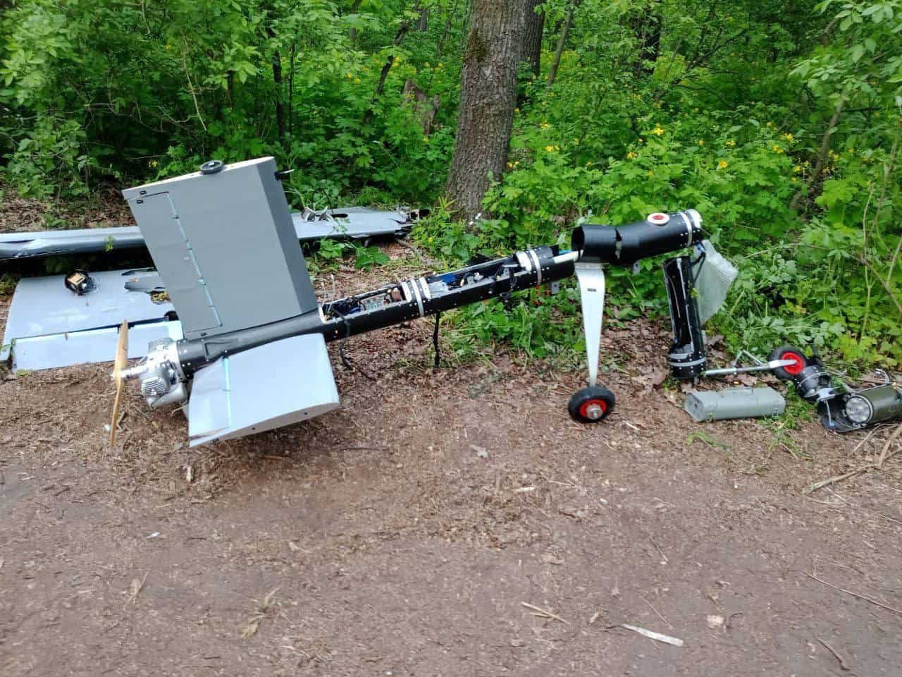 Уламки, як вважається, ударного дрона YIHA-III. Фото з російських пропагандистських каналів