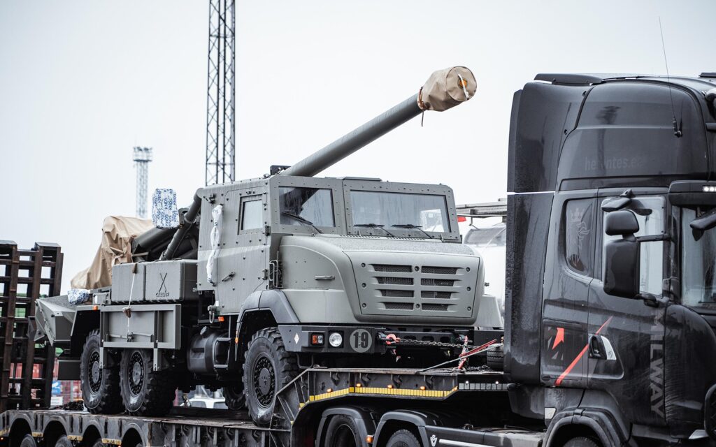 Поставка перших естонських САУ CAESAR. Січень 2025 року. Фото: RKIK/ECDI