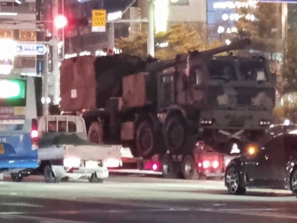 Unknown Artillery System Spotted on South Korean Roads
