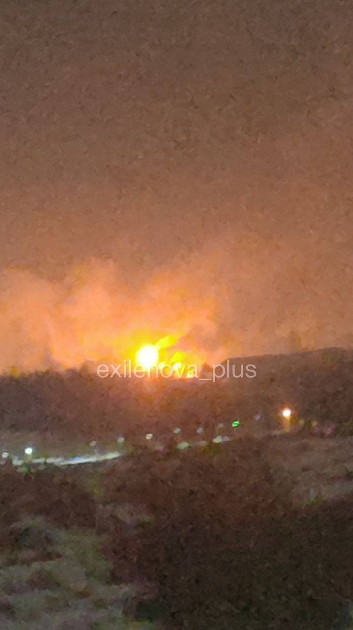 Пожежа на хімічному заводі «Дорогобуж» в РФ. 25 лютого 2026. Джерело: Exilenova+