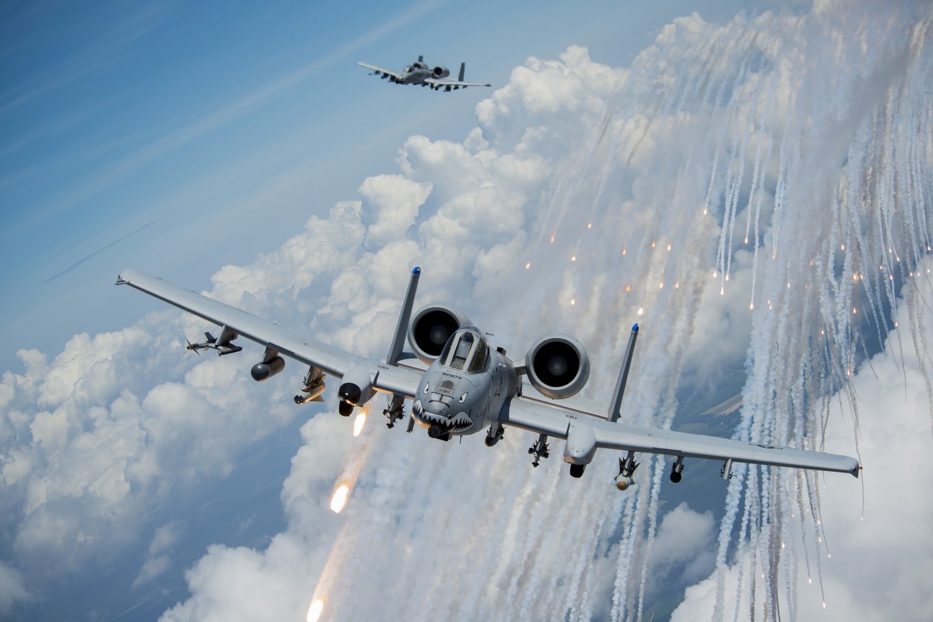 US A-10 Mistakenly Strikes Iraqi Army Base, Killing and Wounding Troops
