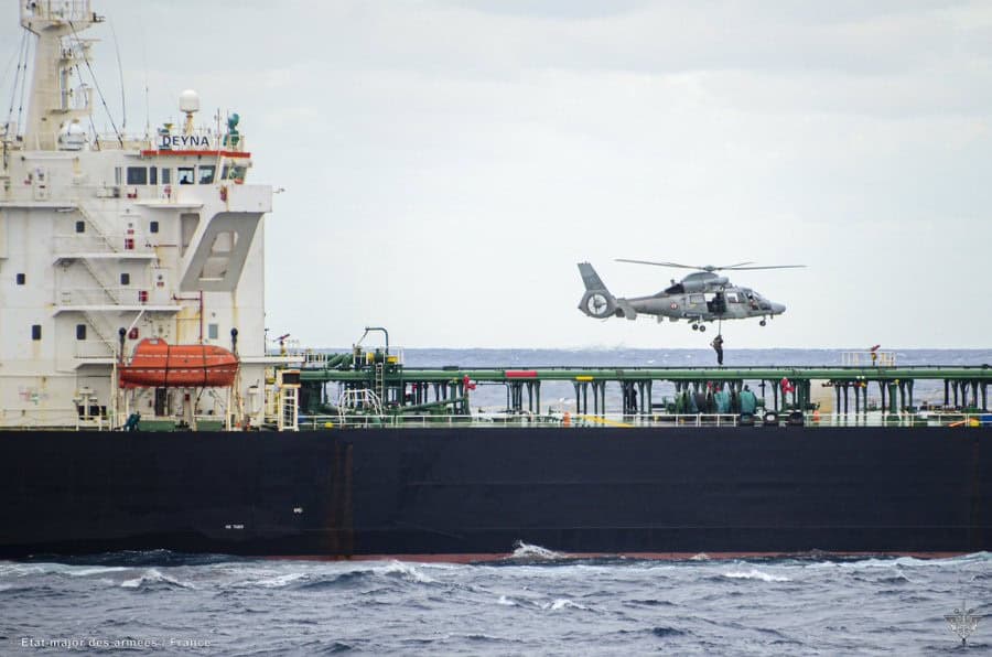 A French military helicopter during the operation against the Deyna tanker in the Mediterranean Sea. Photo credits: Prefecture maritime / EMA / Reuters