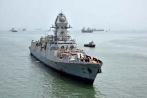 Indian Tankers Pass Through the Strait of Hormuz, Escorted by Indian Navy Warships