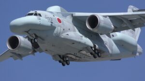 Kawasaki EC-2 здійснив в Японії свій перший політ