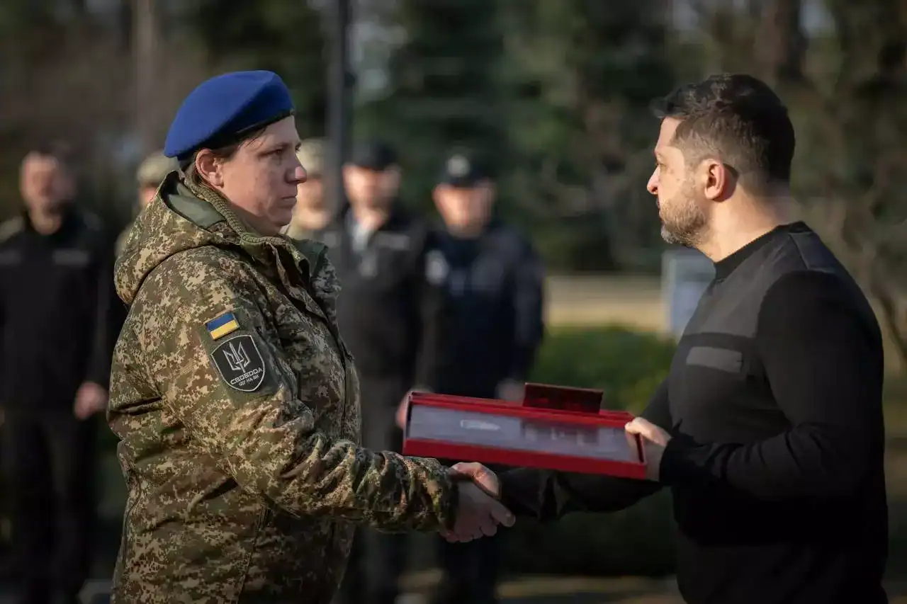 Вперше в історії НГУ звання Героя України отримала жінка — вона здійснила близько 45 штурмів