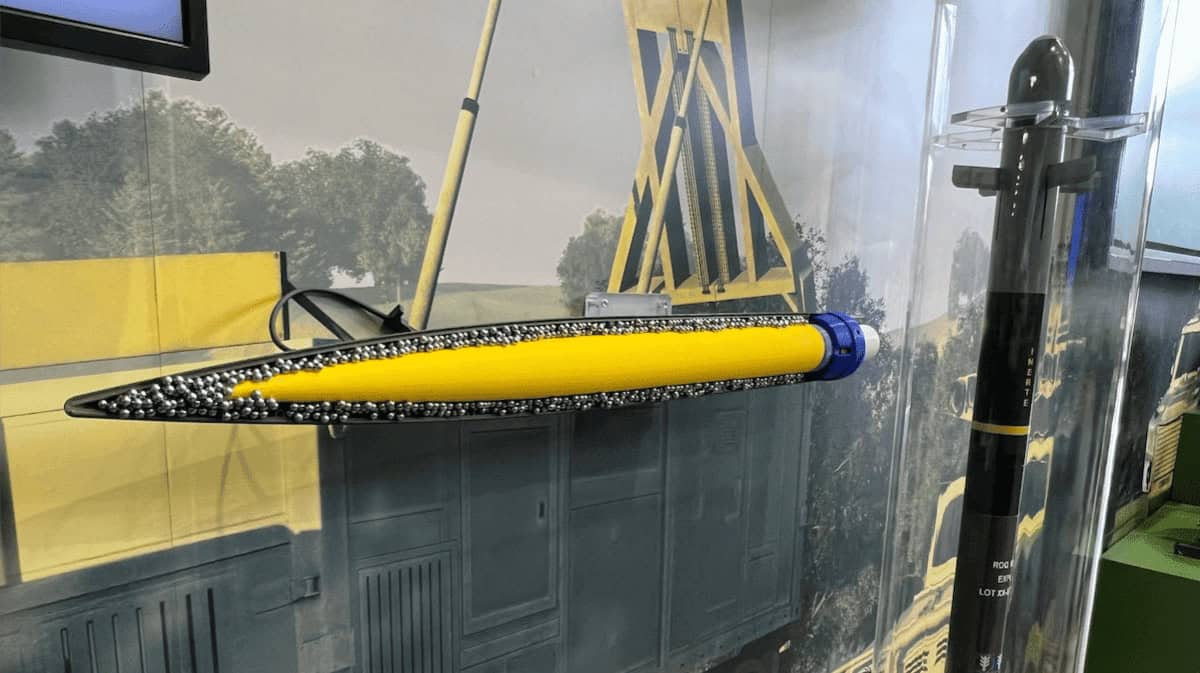 Ukraine to Manufacture Batch of 100,000 FZ275 Rockets Filled with Steel Pellets