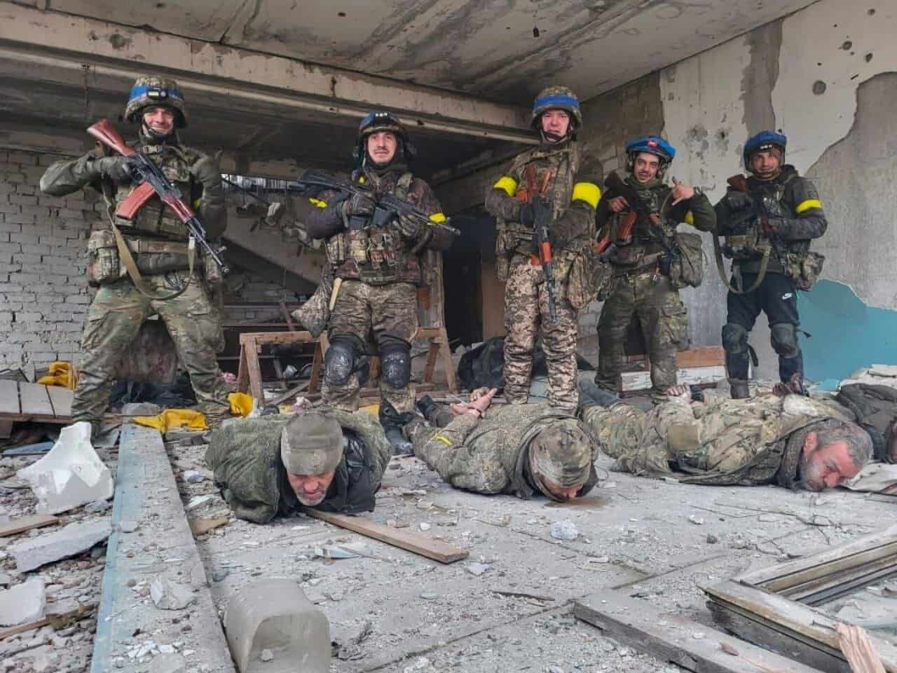 43rd Brigade Captures Russian Soldiers Trying to Raise Flag in Kivsharivka, Kharkiv Region