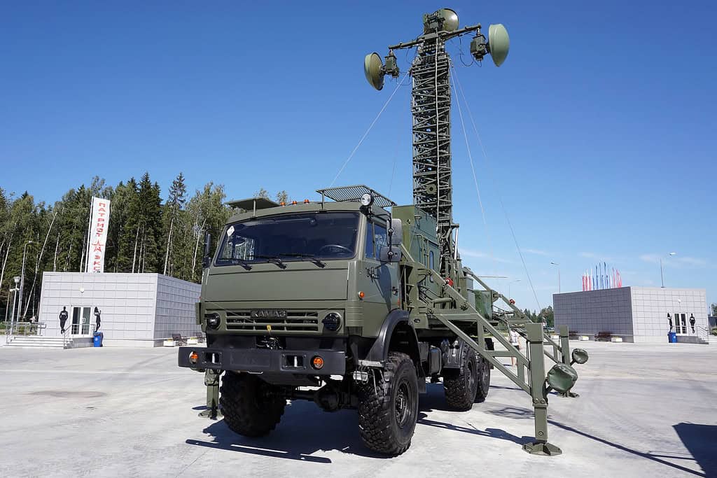 «Фенікс» знищив рідкісну російську станцію зв’язку Р-416Г-МС на Луганщині