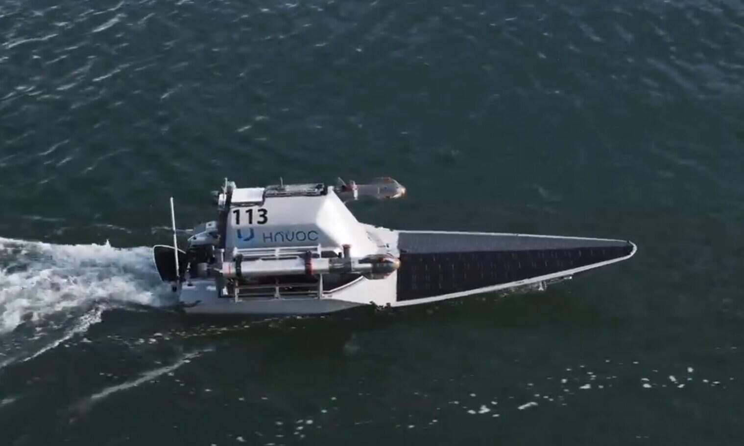 Надводний дрон Rampage компанії Havoc з підводними дронами Skelmir S6 компанії Vatn Systems. Березень 2026. Джерело: Havoc