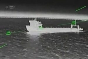 Дрони ГУР уразили два російські пороми, що забезпечували військову логістику Криму