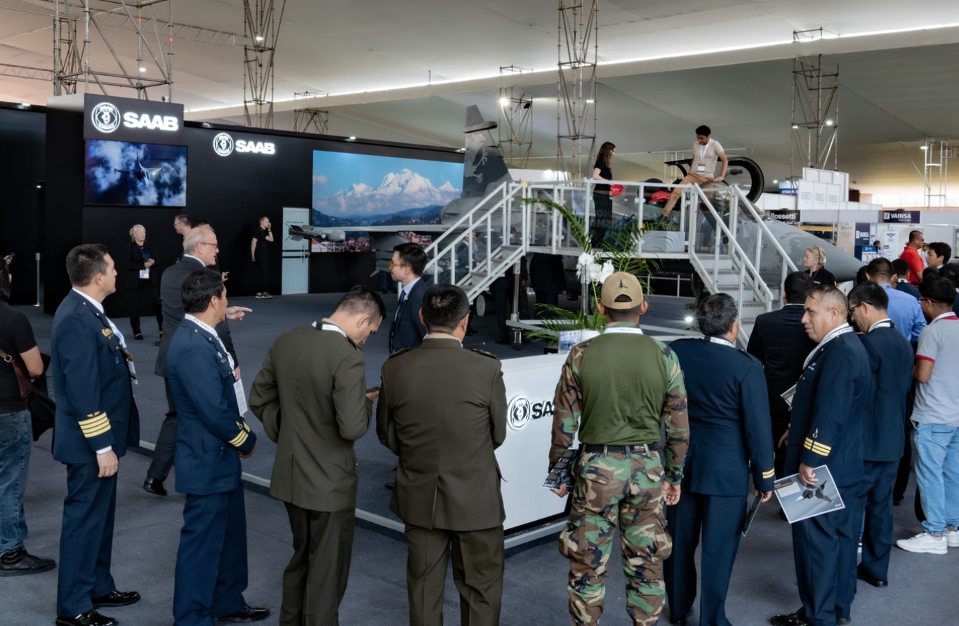 Saab та Київська школа економіки співпрацюватимуть у сфері дронів та мікроелектроніки