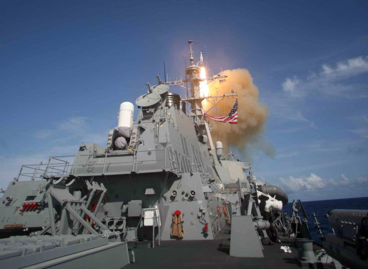 Launch of the RIM-161 SM-3 from the USS Decatur destroyer. Photo credits: US Navy Press